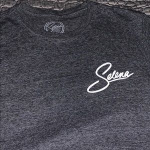 selena graphic tee
